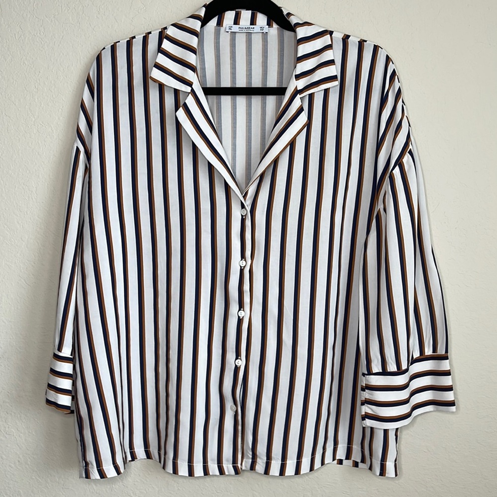 Pull&Beer Striped Shirt. Size: 8